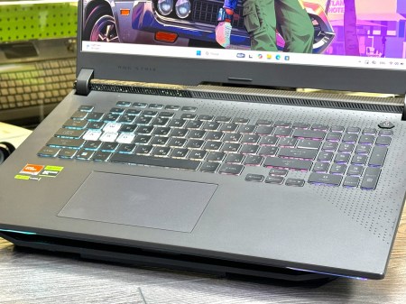 Asus Rog Strix G713p 3